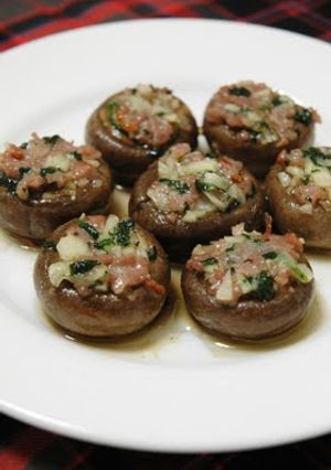 A picture of Button Mushroom Tapas.