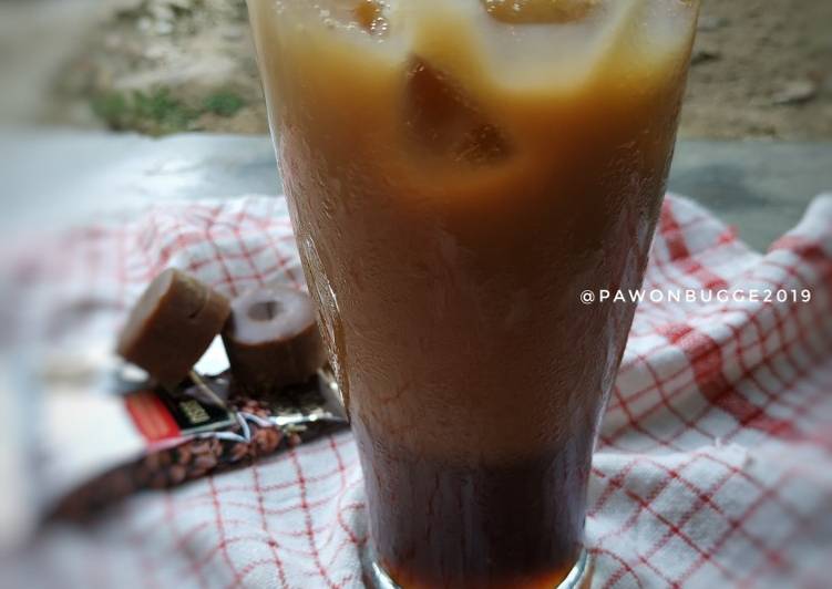 Cara membuat Es Kopi Gula Aren , Lezat Sekali