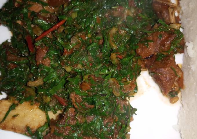 Tumbukiza (Beef with Spinach)