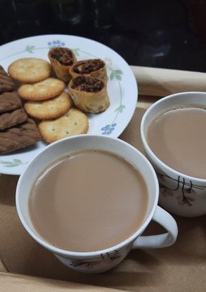 मसाला चहा (Masala Chai Recipe In Marathi) रेसिपी चे मुख्य फोटो 