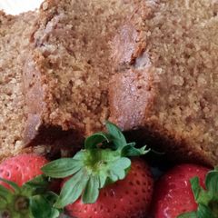 A picture of Strawberry bread.