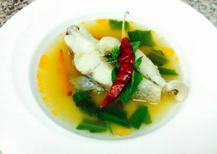 Steps to Prepare Perfect Tom Som / spicy and sour fish soup