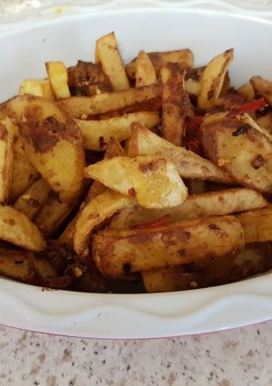 A picture of My Homemade Salt n Pepper Chips 😀.