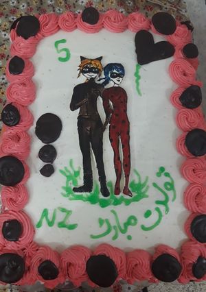 عکسی از دستور کیک تولد با تم دخترک کفشدوزکی😍