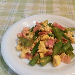 Asparagus and Bacon Egg Stir Fry A picture of Asparagus and Bacon Egg Stir Fry.