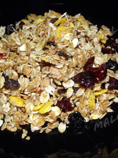 A picture of Dark chocolate and berry granola crumble.