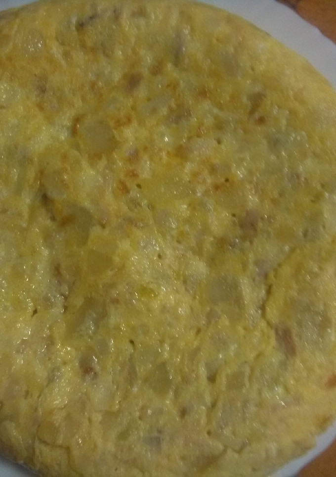 Una foto de Tortilla de patata y calabacín
