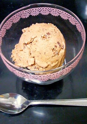 A picture of Easy Chocolate Ice Cream.