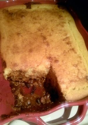 A picture of Chili and Corn Bread Casserole.