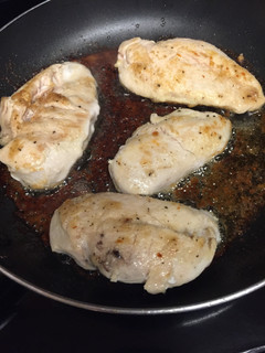 A picture of Garlic Lime Chicken.