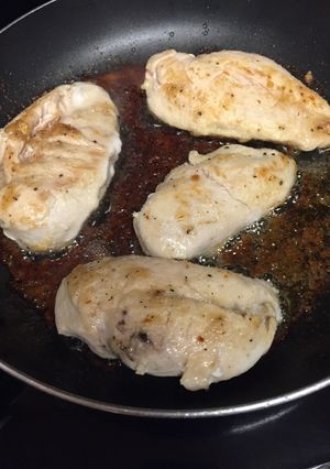 A picture of Garlic Lime Chicken.