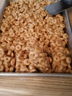 A picture of No bake peanut butter cereal bars.