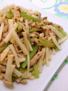 快炒風竹筍肉絲 ♥燴燒竹筍5 的食譜成品照片