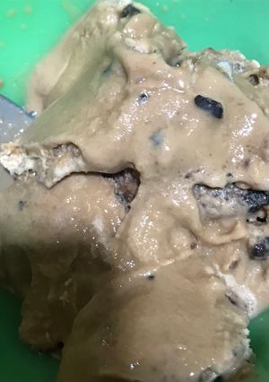 Una foto de Helado de dulce de leche con galletitas