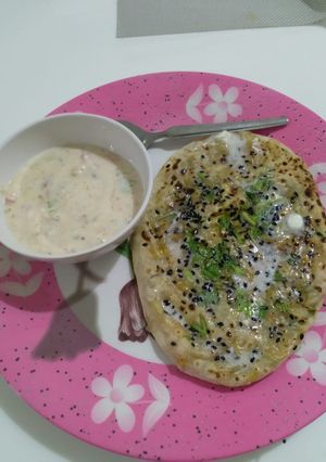 स्टफ्ड कुलचा (stuff kulcha recipe in hindi) रेसिपी मुख्य फोटो