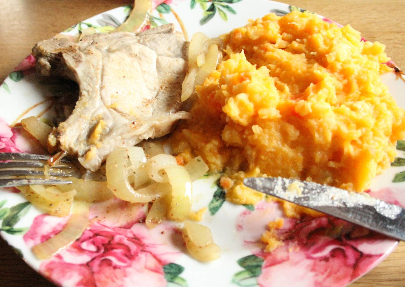 Costeletas de cerdo pureadas