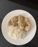 Pechuga de pollo con vino blanco