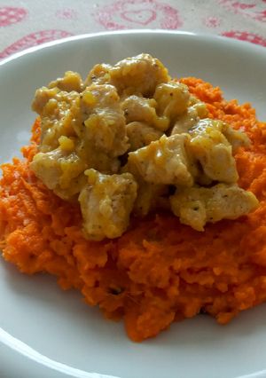 Narancsos csirkemell édesburgonyapürével recept fotója
