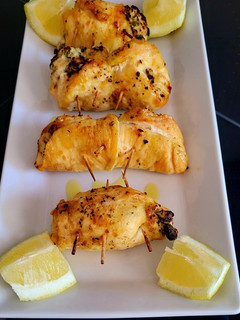 Una foto de Filetes de pechuga de pollo rellenos al air fryer