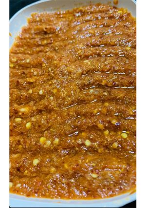 A picture of Spicy Garlic Chutney.