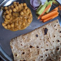 A picture of Chana masala.
