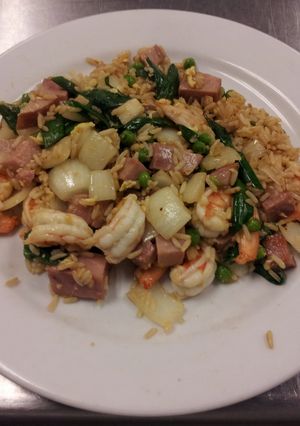 A picture of Shrimp fried rice.