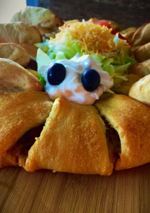 A picture of Spider Taco Ring.