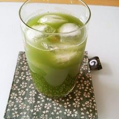 A picture of Sweet Matcha Tea.