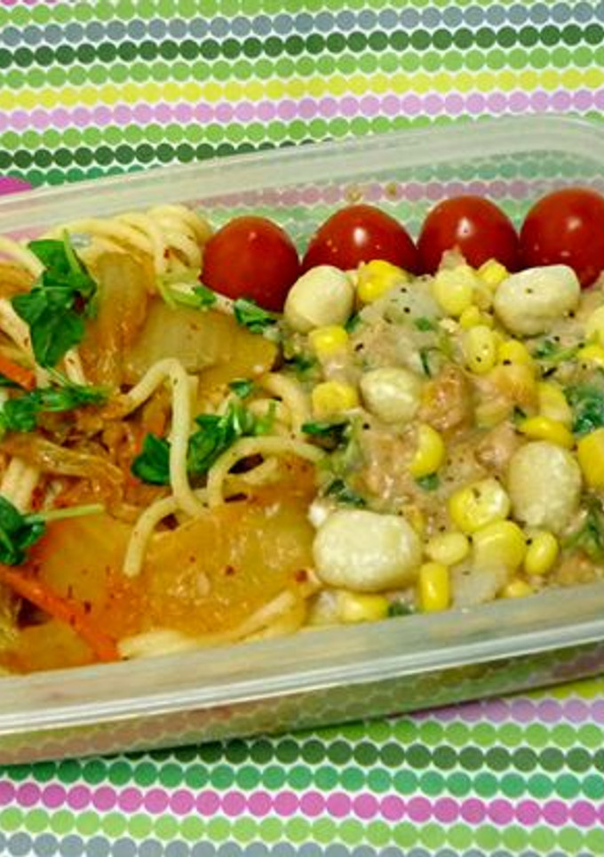 夏日冷便當～韓式泡菜義大利麵佐田園香草薯泥 的食譜成品照片