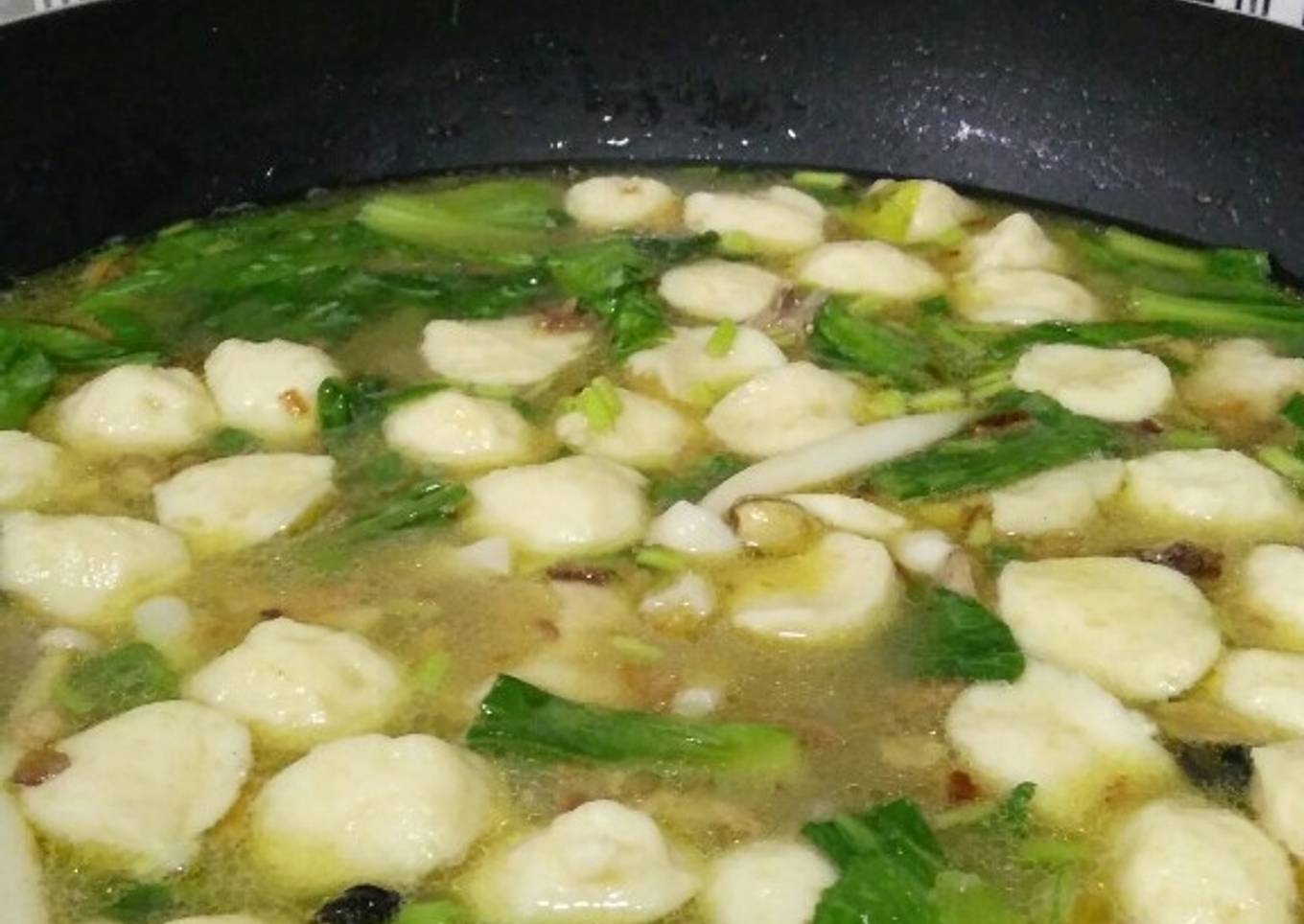 Sup bebola daging ayam