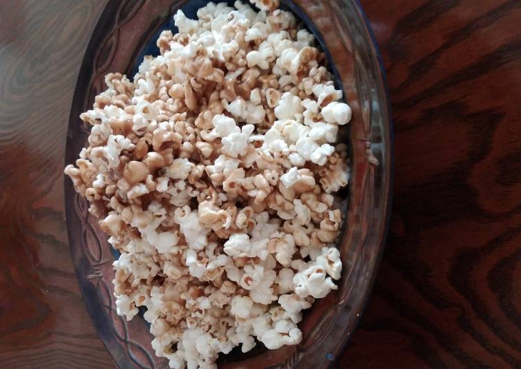 Recipe of Super Quick Caramel popcorn in a paper bag