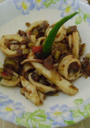 A picture of Calamari Stir Fry.
