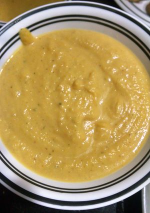 A picture of Yeto's Superb Pumpkin and Goat Cheese Soup!.