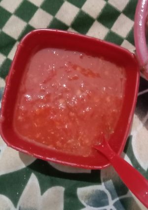 स्पाइसी रेड चिली सॉस (spicy red chilli sauce recipe in Hindi) रेसिपी मुख्य फोटो