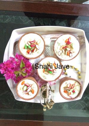 A picture of Shahi Jave.