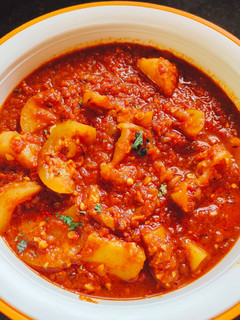 टिंडा मसाला (tinda masala recipe in Hindi) रेसिपी मुख्य फोटो