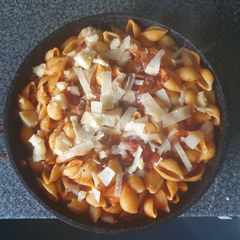 Conchiglie Bolognese A picture of Conchiglie Bolognese.