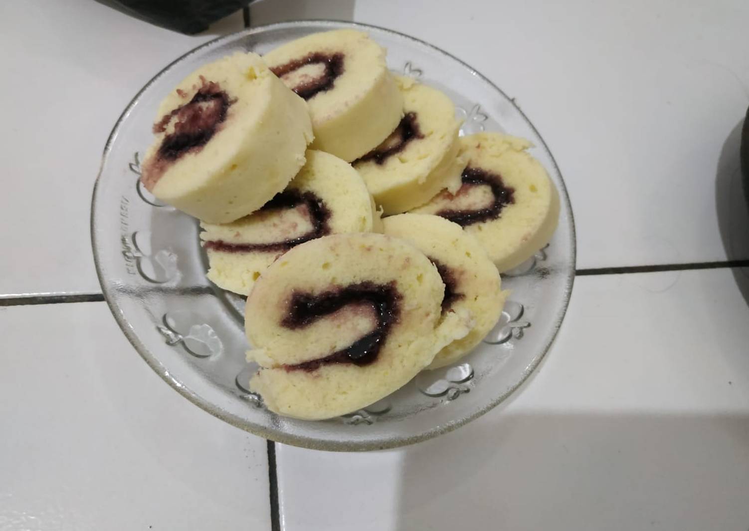 Resep Bolu gulung kukus praktis oleh rizka Cookpad