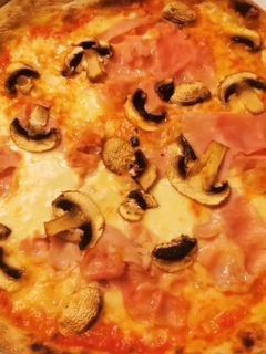 Foto de Pizza de Cogumelos e Fiambre