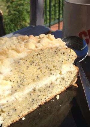 A picture of Citrus & Poppyseed Cake.