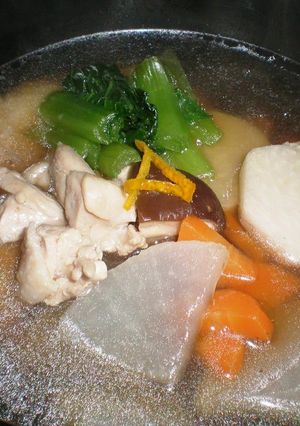 A picture of Simple Chicken Ozoni (Mochi Soup) (Kanto Style).