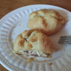 A picture of Bacon Chicken Puffs.