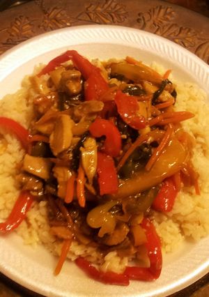 A picture of Sheree' Chicken and Veggie Stir Fry.