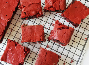 A picture of Oreo Cream Cheese stuffed Red Velvet Brownies.