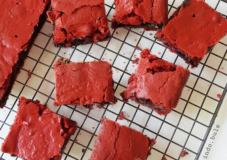 Oreo Cream Cheese stuffed Red Velvet Brownies