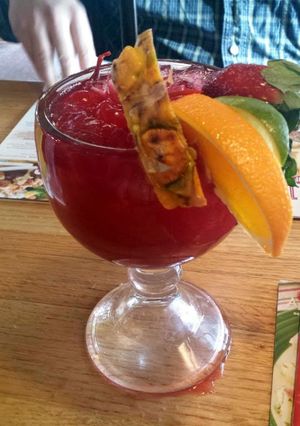 A picture of Applebee's red Apple sangria.