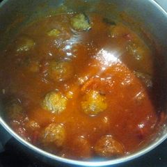 A picture of Vodka marinara sauce.