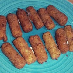 A picture of Mozzarella Sticks!.
