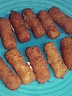 A picture of Mozzarella Sticks!.