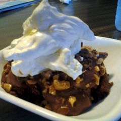 A picture of yum in a bowl.